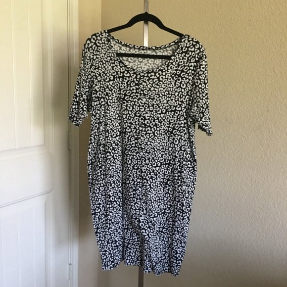 Bump Start Cute Maternity Animal Print Dress - Picture 2 of 5